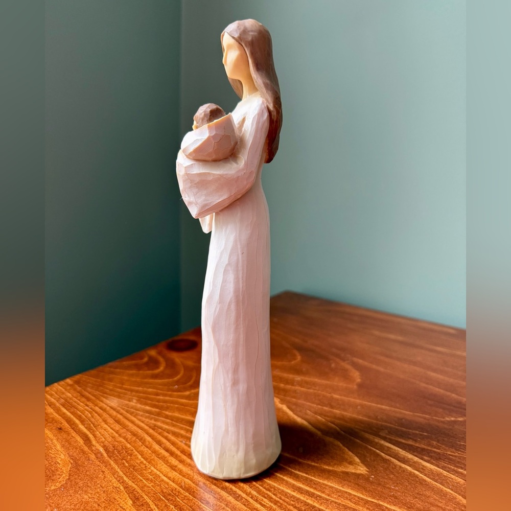 Carved Mother and Baby Figurine in Soft Cream Mother’s Day Maternity Gift - Picture 3 of 5